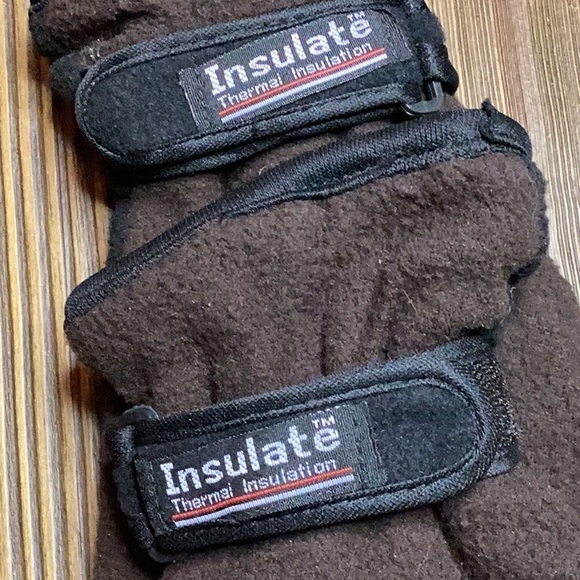 FINAL SALE PRICE Brown/Black Insulate Thermal Gloves - Picture 3 of 5